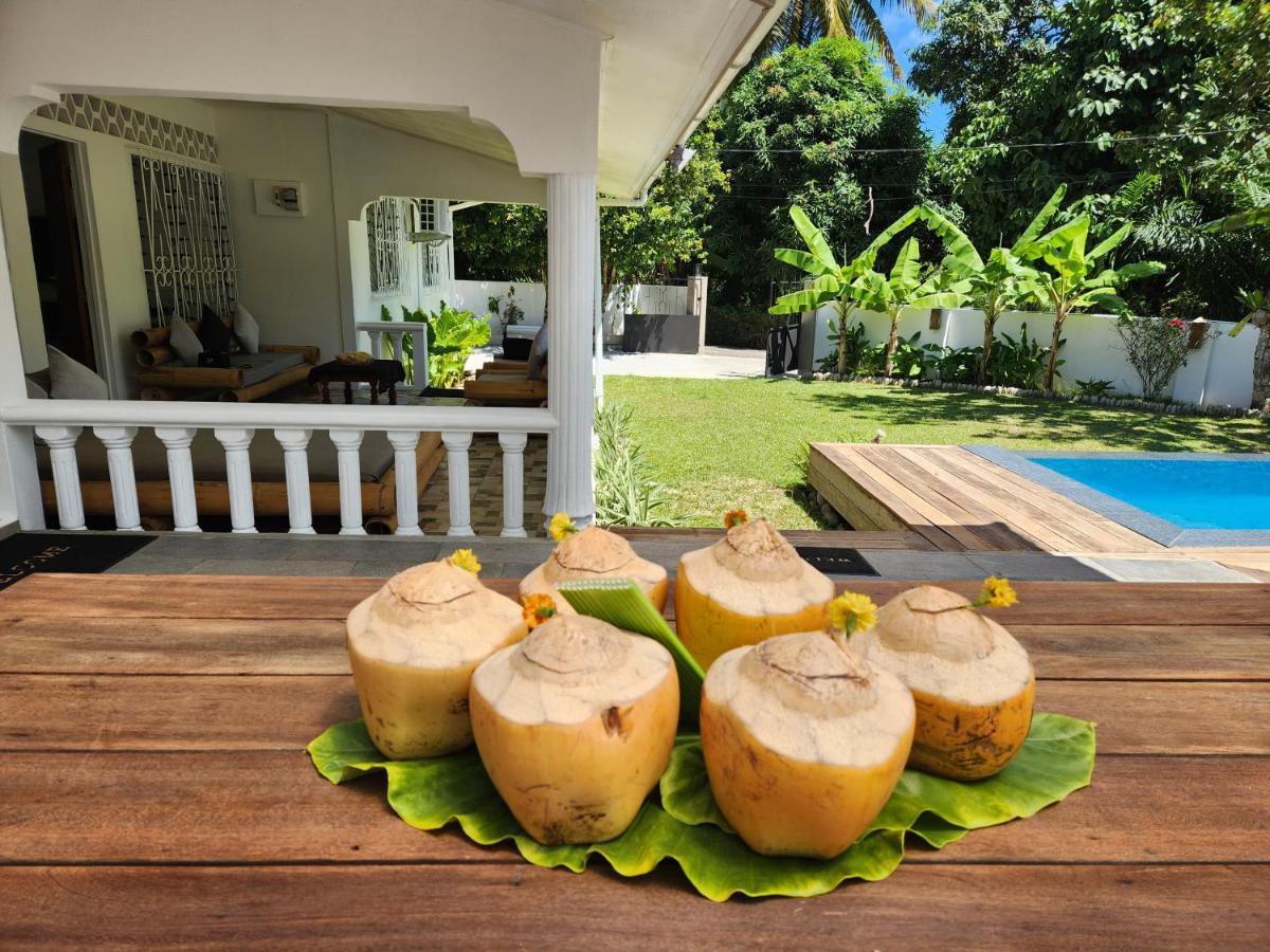 Villa Kaz Memel Beau Vallon  Esterno foto