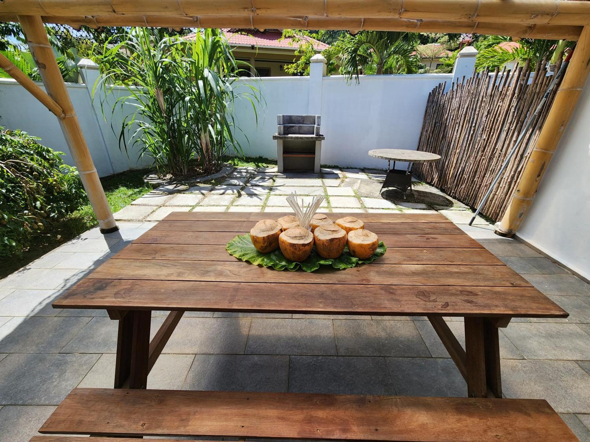 Villa Kaz Memel Beau Vallon  Esterno foto