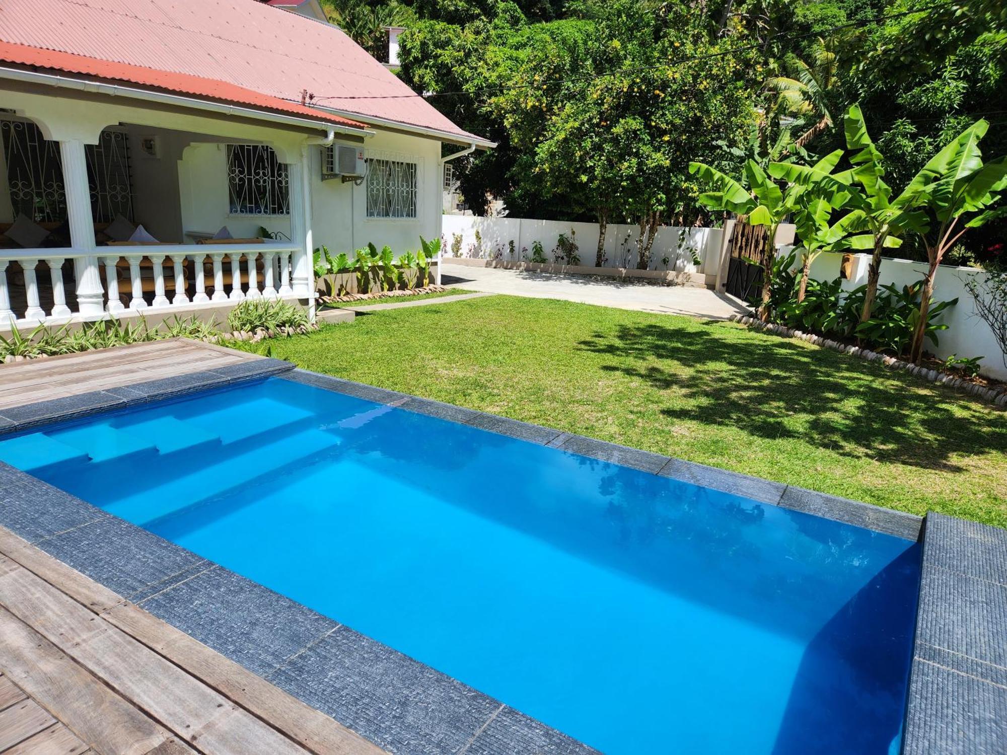Villa Kaz Memel Beau Vallon  Esterno foto