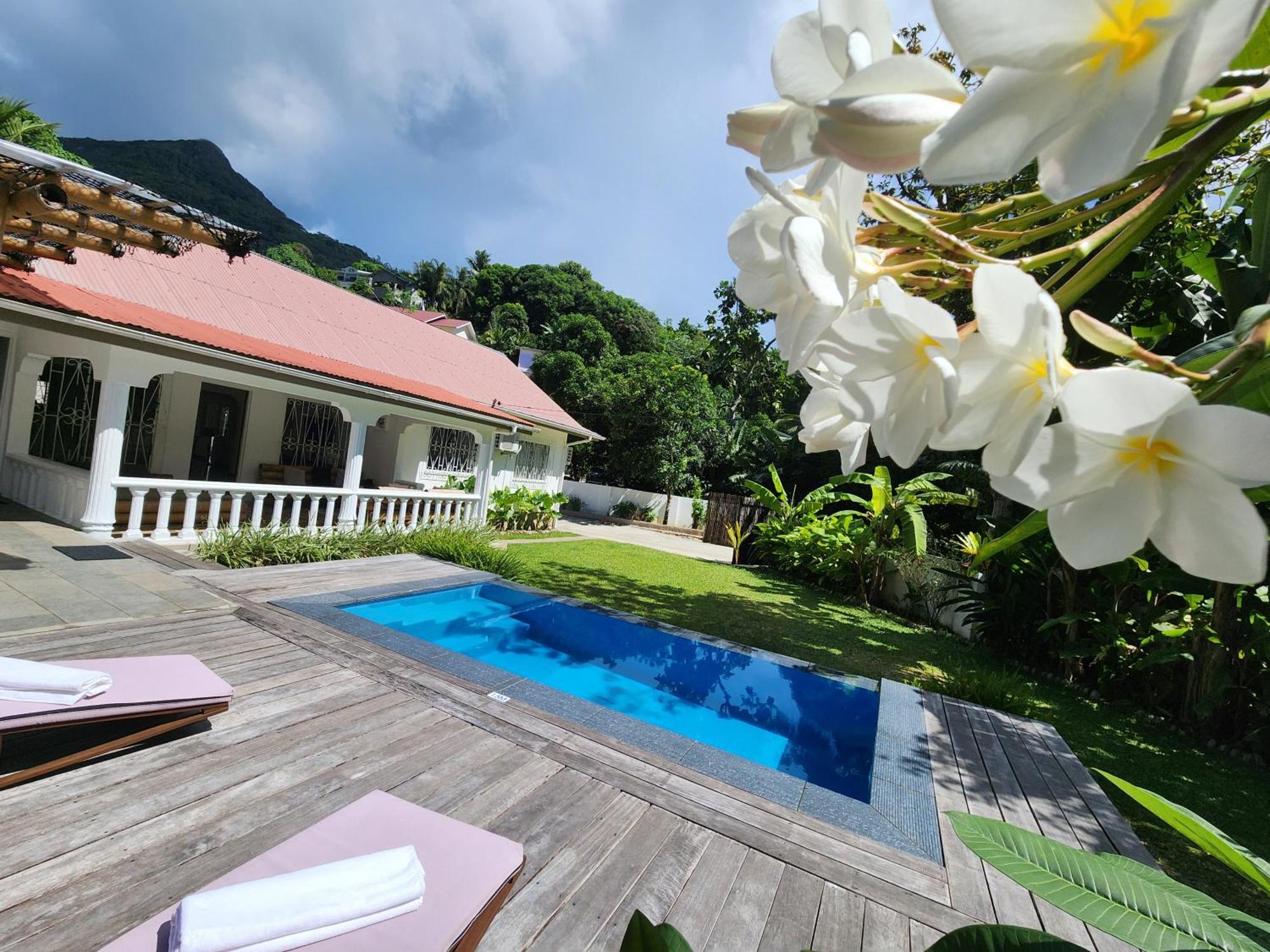 Villa Kaz Memel Beau Vallon  Esterno foto