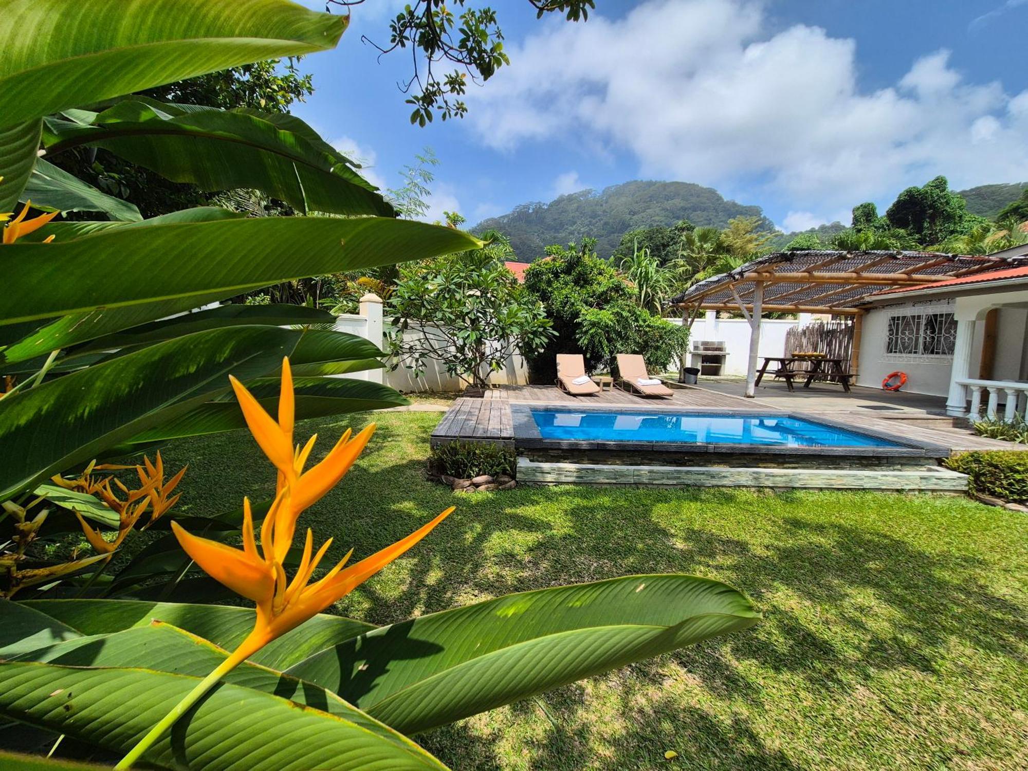 Villa Kaz Memel Beau Vallon  Esterno foto