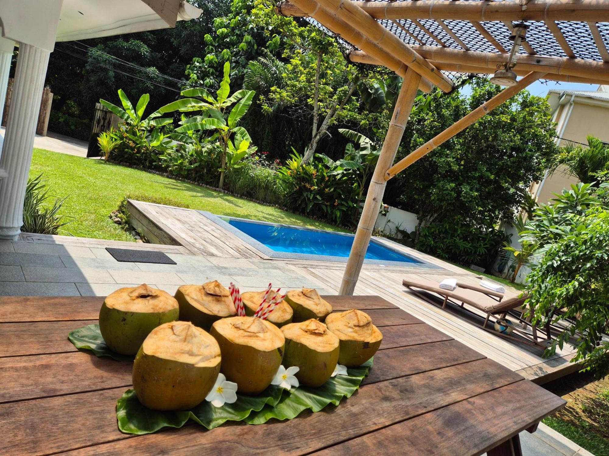 Villa Kaz Memel Beau Vallon  Esterno foto